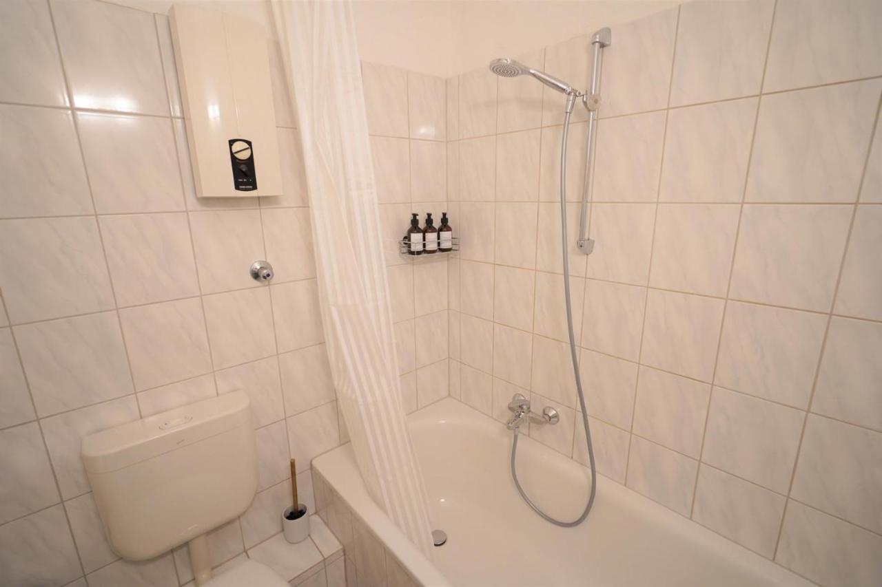 Dein Flughafen Messe Appartment Nahe Duesseldorf 1 Ντούισμπουργκ Εξωτερικό φωτογραφία